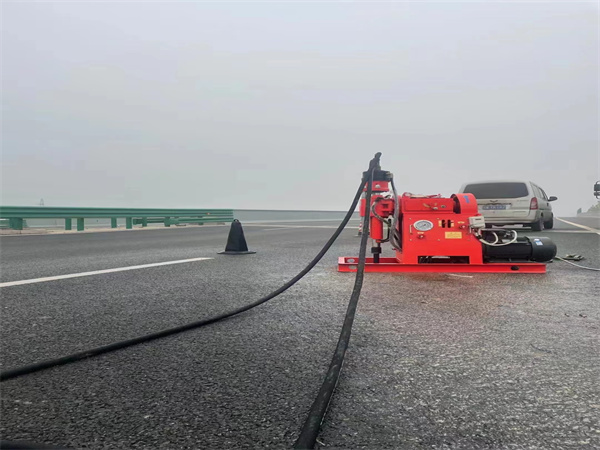 桃源马路路基路面开裂下沉注浆加固灌浆